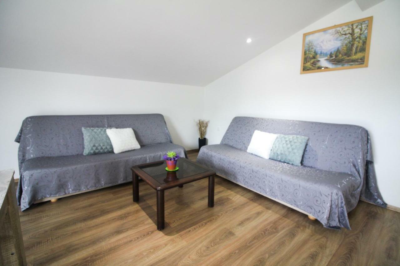 Sebi Apartment 300 M From Beach 罗维尼 外观 照片